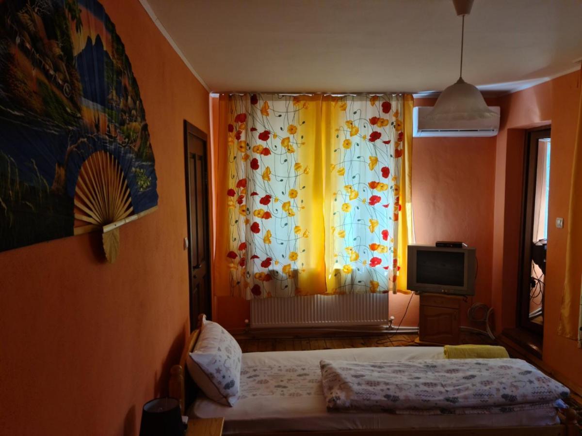 Фън Шуй Къща За Гости 88 โดบรินนิชเต ภายนอก รูปภาพ