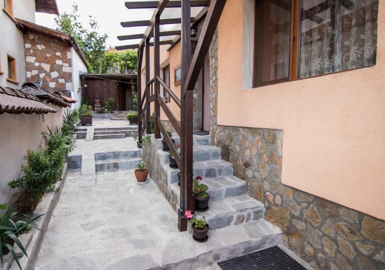 Фън Шуй Къща За Гости 88 โดบรินนิชเต ภายนอก รูปภาพ